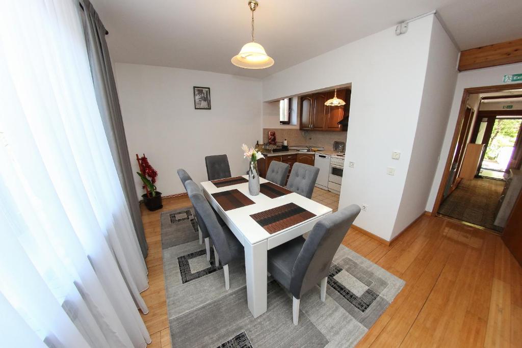 Golden View Skenderija Apartment's - Free parking - 4