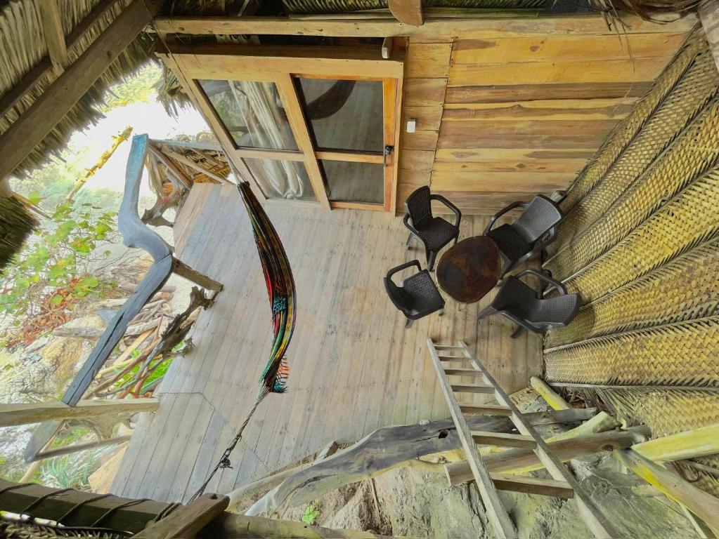 Monopoint - Beach hut near Tayrona Park - 1