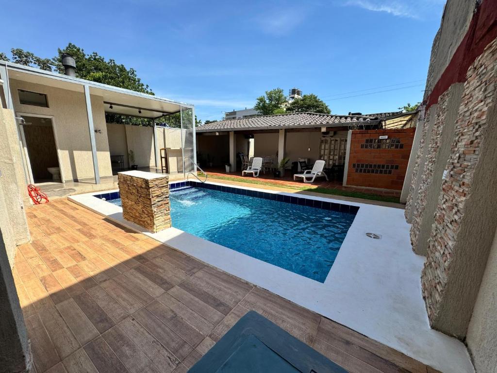 Hermosa casa en Fernando de la Mora Zona Norte - 1