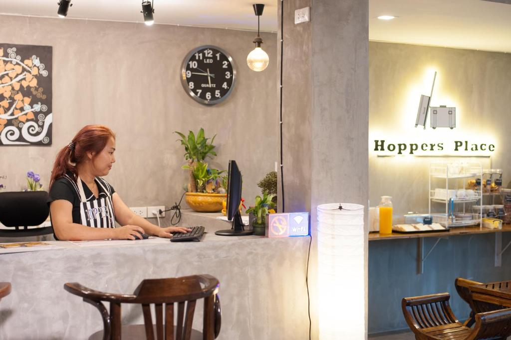 廊曼霍普尔斯普利斯青年旅馆 (Hoppers Place Donmuang Hostel)