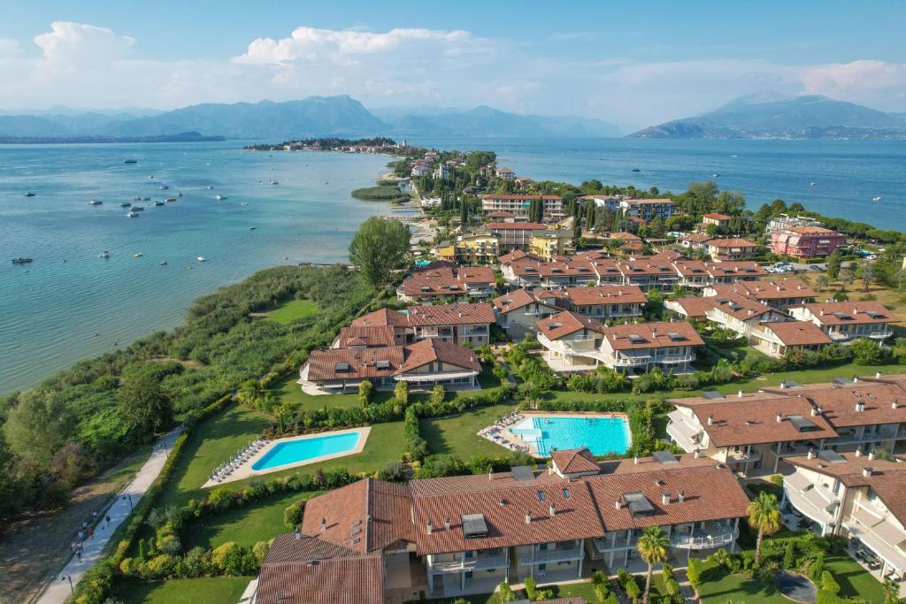 MGH - Caesar Sirmione Luxury Apartments - 1