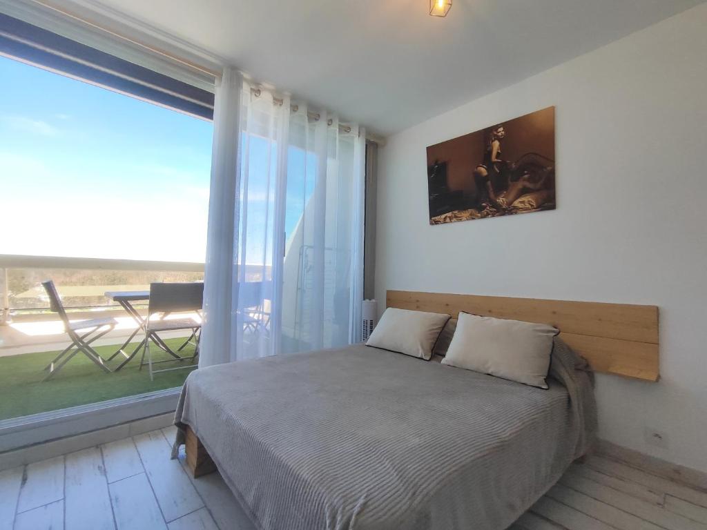 Studio 23, Héliopolis L, village naturiste, - 2