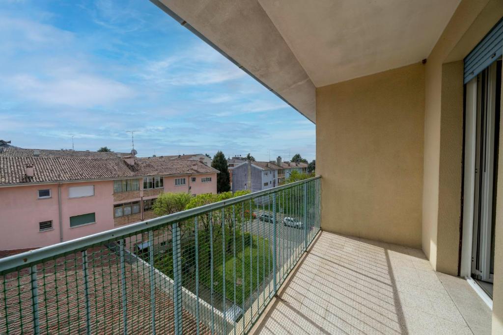 GuestHost - Carnia Urban Apartment Udine - 5