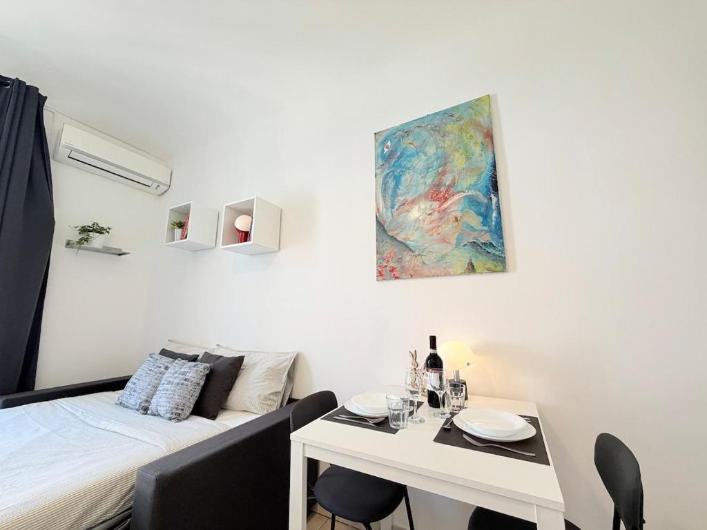 2 min from Porta Nuova - Modern Studio - 4