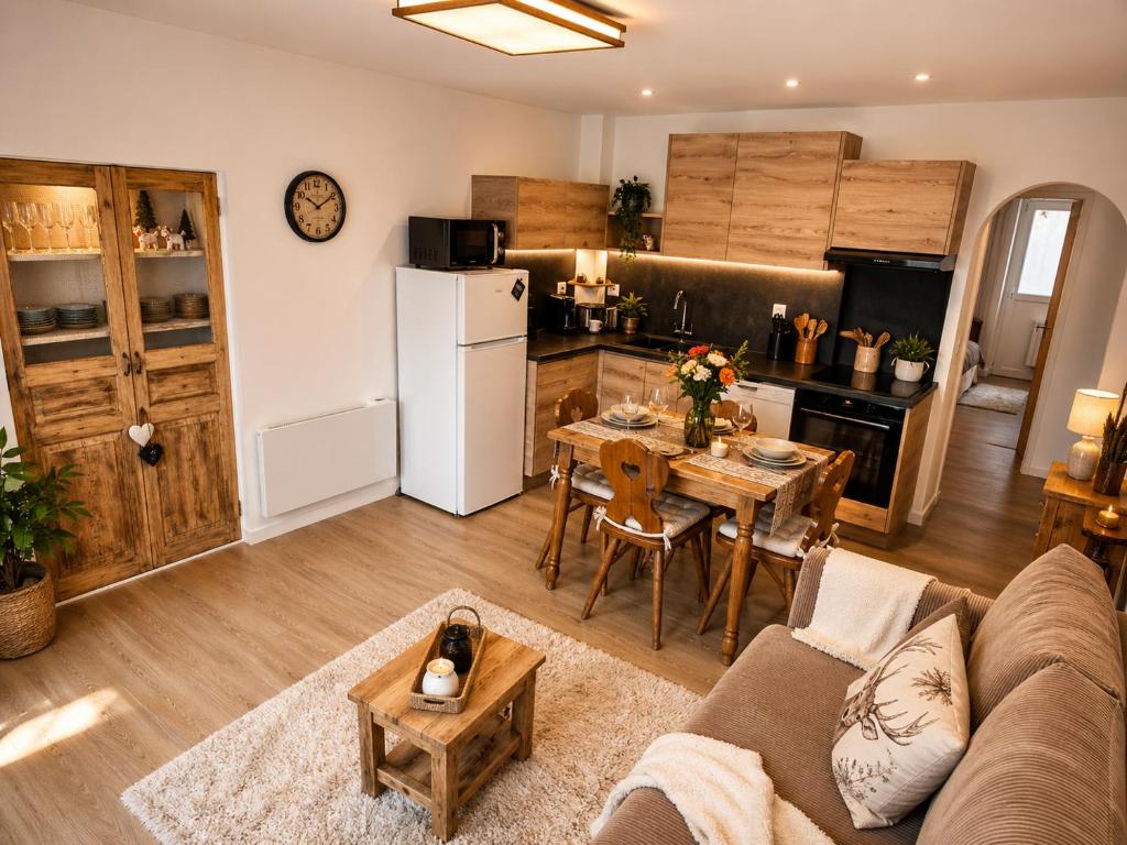 La Marmotte appartement cosy centre Briancon proche Prorel - 2