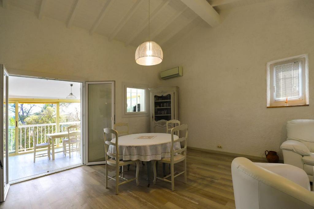 Grande bastide familiale avec piscine & jardin - 5