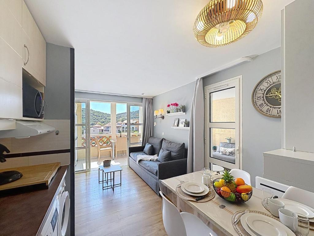 Apartment L'Esquinade P3 314 by Interhome - 5