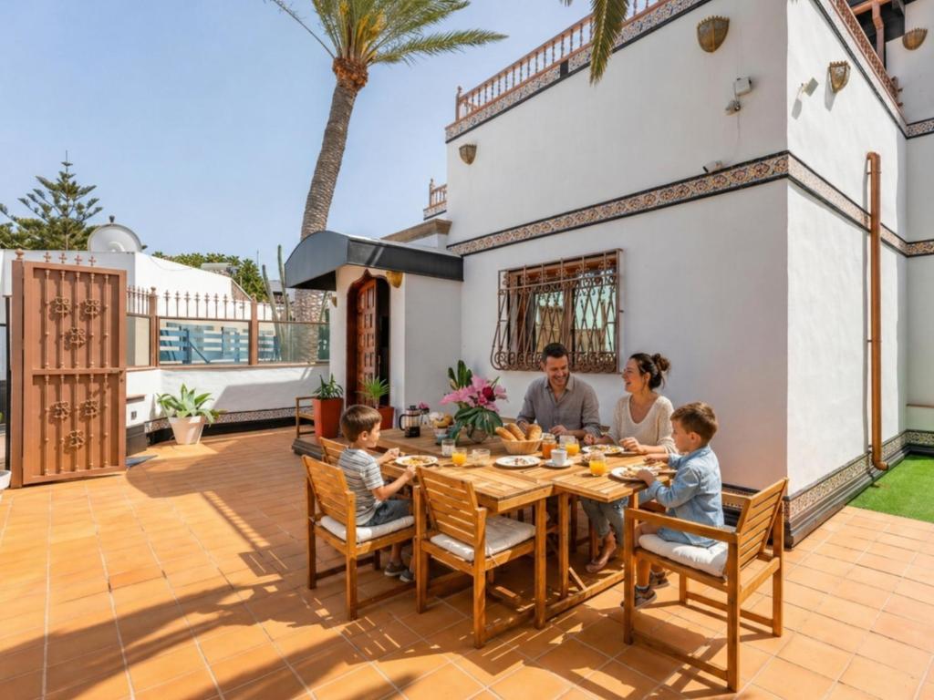Villa Bay Beachfront Corralejo By Holidays Home - 3