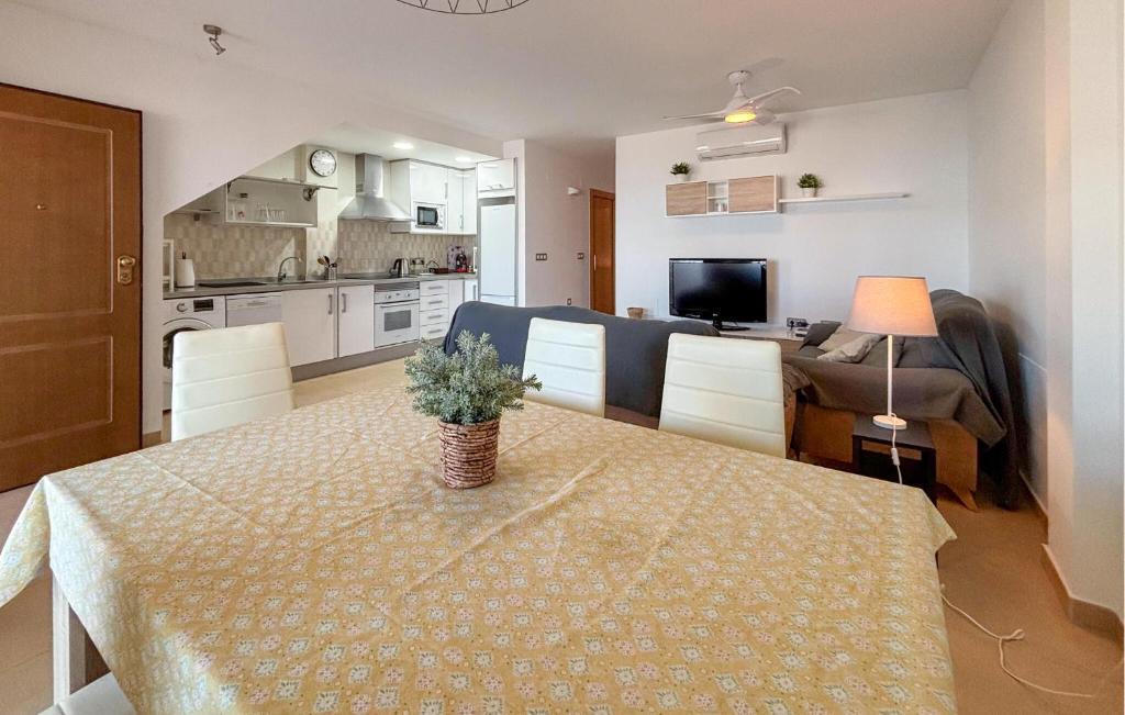 2 Bedroom Amazing Home In Cartagena - 2