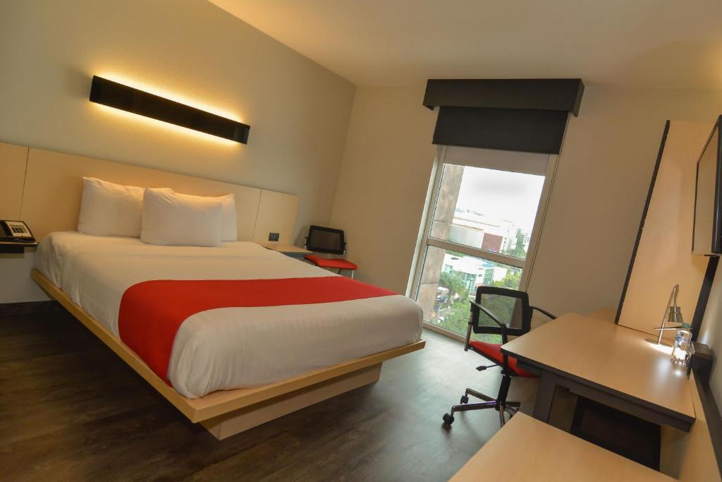 City Express Plus by Marriott Medellín Colombia - 3