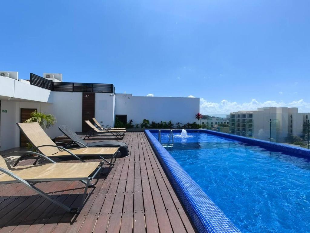 Icono 208 by Booking Guys Riviera - 3