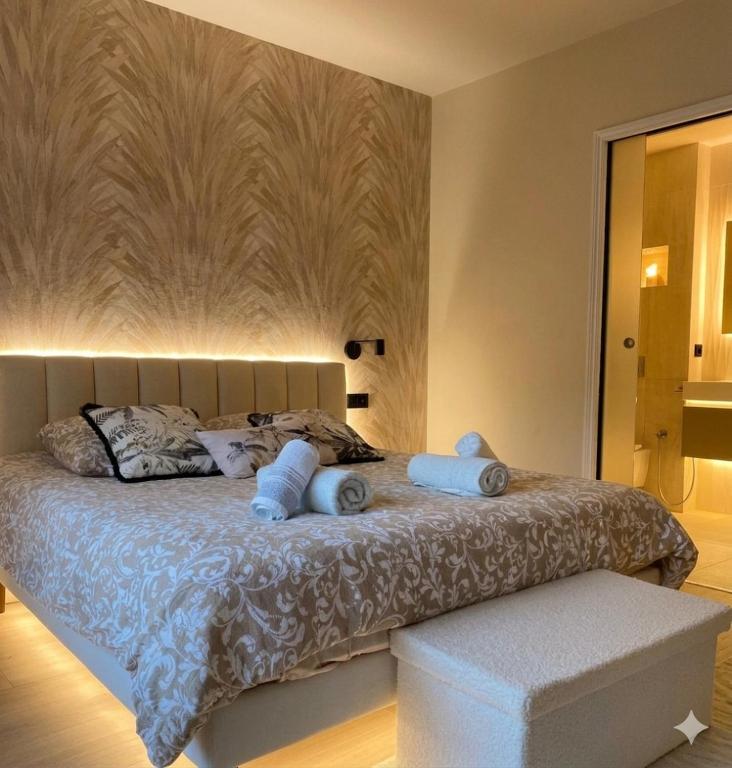 Villa ROUGE de Luxe à Mougins Piscine privée Espace Bien-être - 3