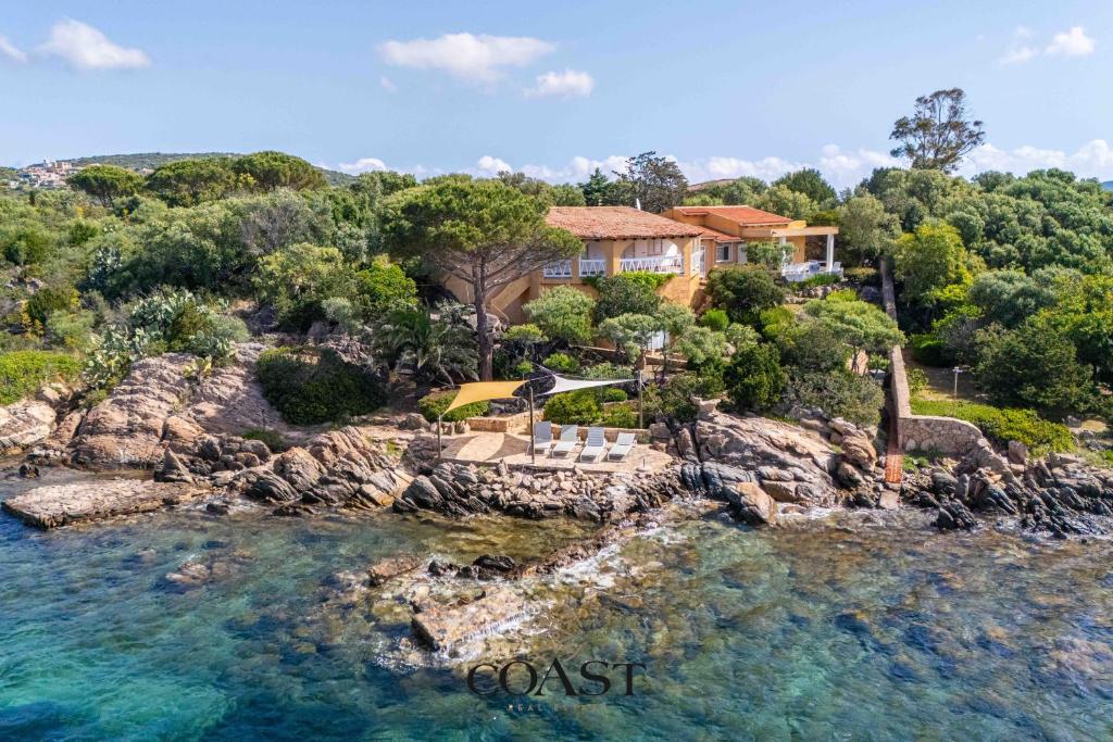 Cala Sassari - Pieds dans l'eau - 2