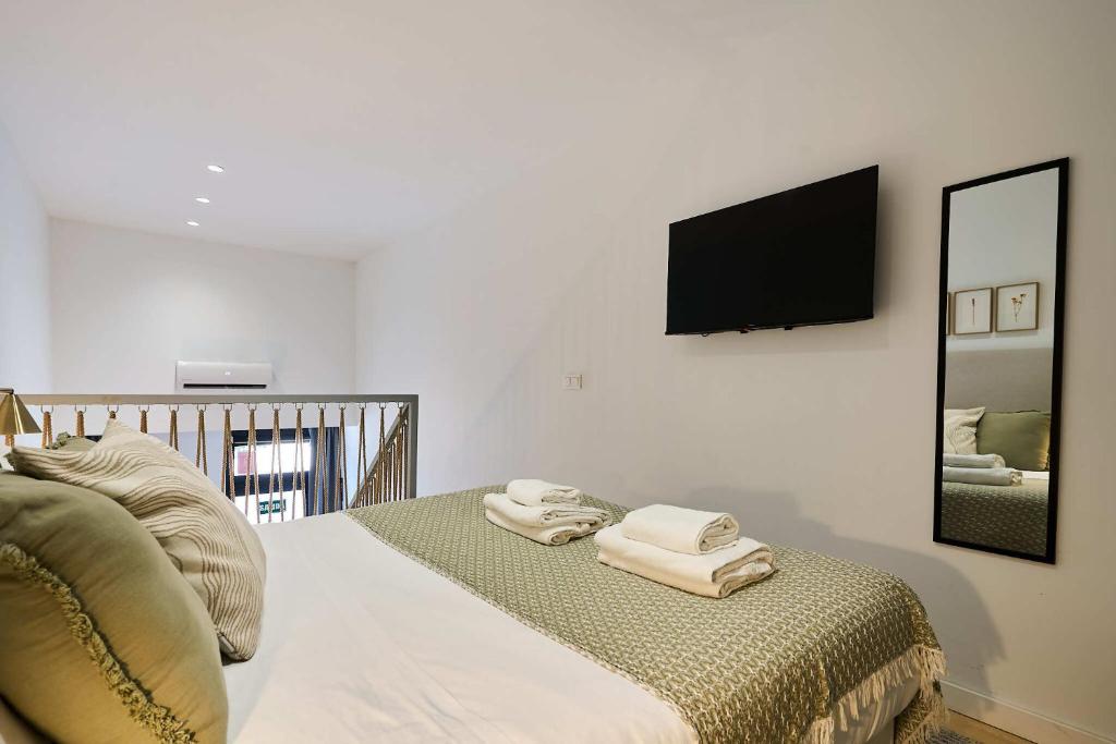Roig Arena Cozy Loft - 5
