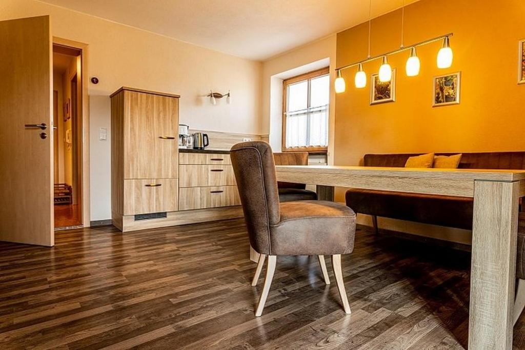Ferienwohnung Breitenberg , Landhaus Linde, Seeg-Enzenstetten im Allgäu, mit Königscard - 2