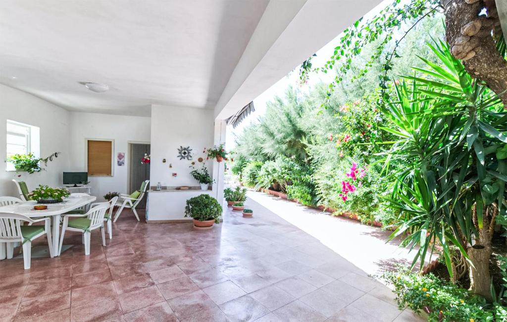 Cozy Home In S Maria Del Focallo With Wifi - 1