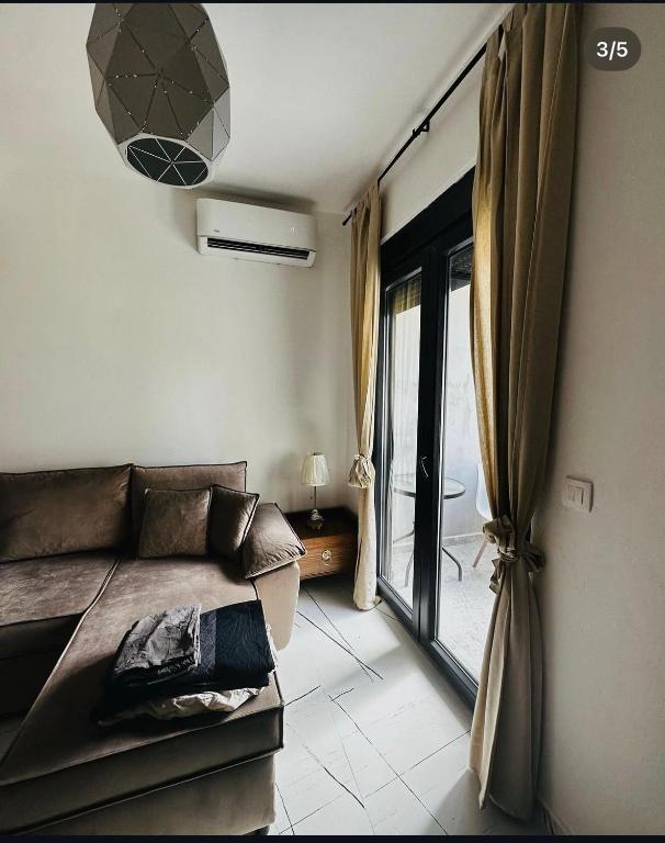 Sarah Apartments - 4
