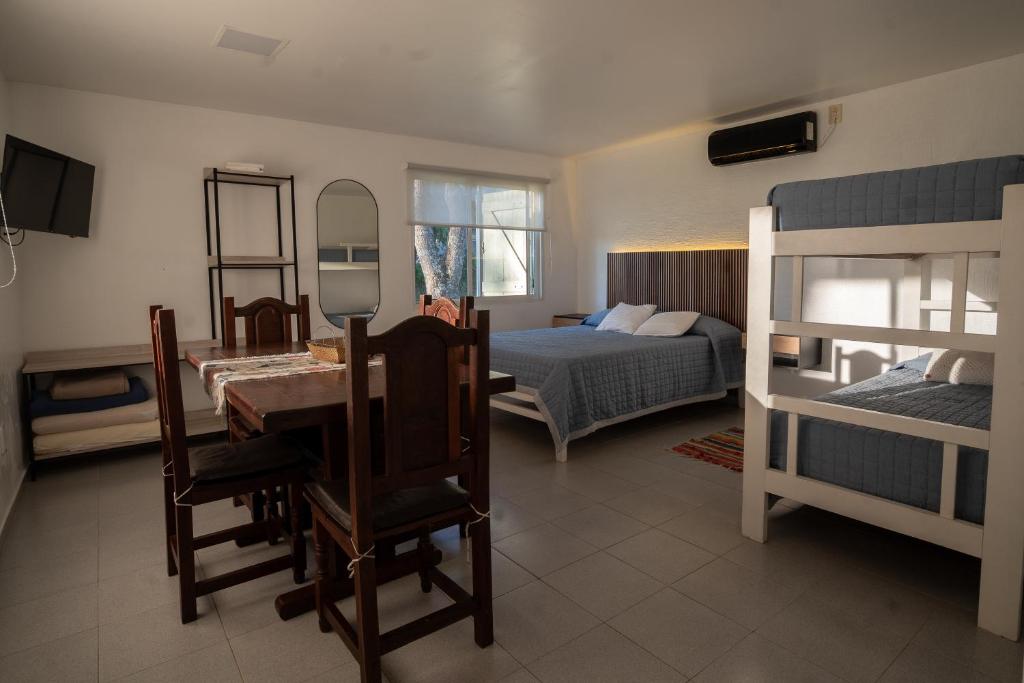 La Estancia Bungalows y Casa de Campo - 4
