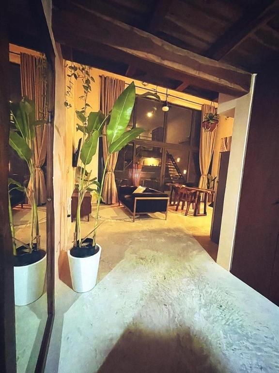 Boho 2 Bedroom Loft with Rooftop access with hot tub - 5