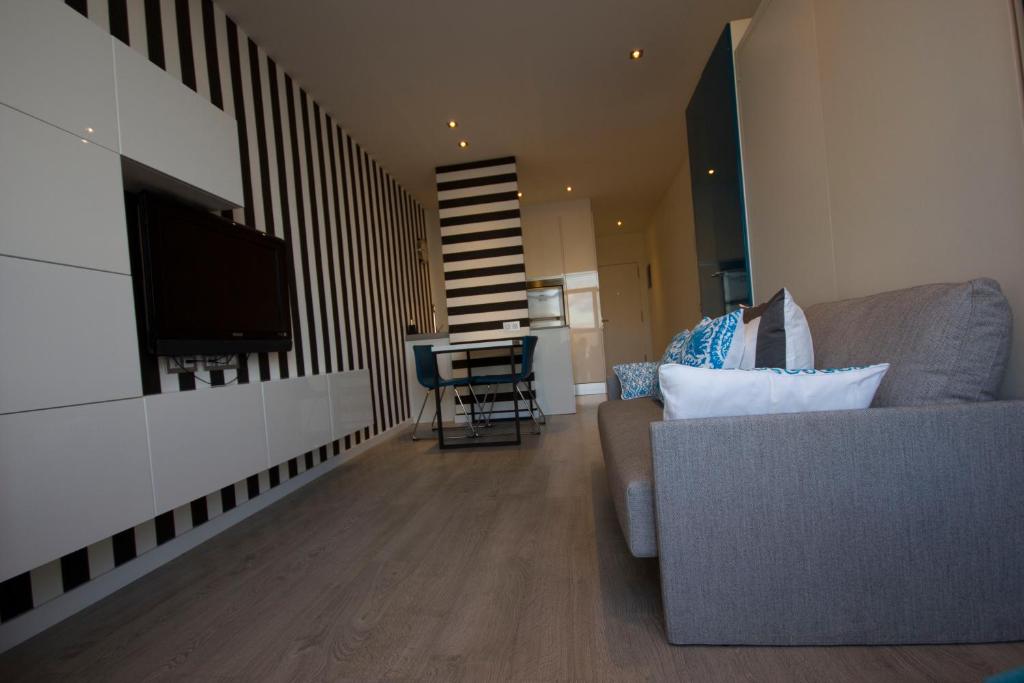 Virginia's Dream Panoramic Sea View Loft - 3