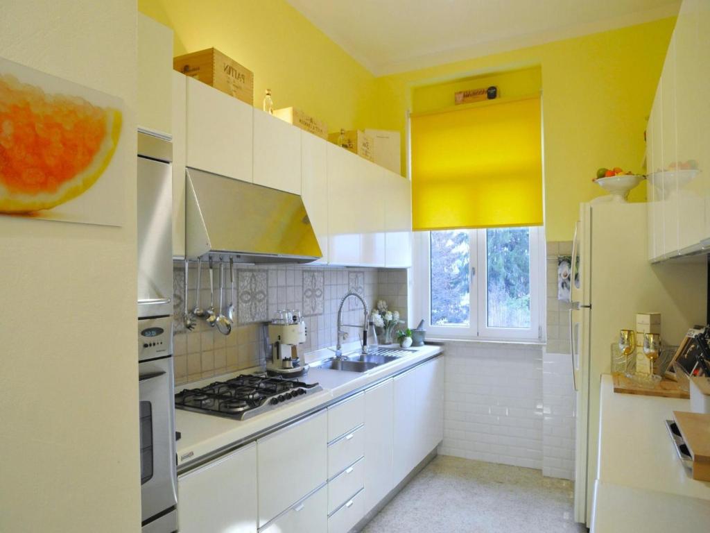 Spacious Apartment near Lake Maggiore - 5