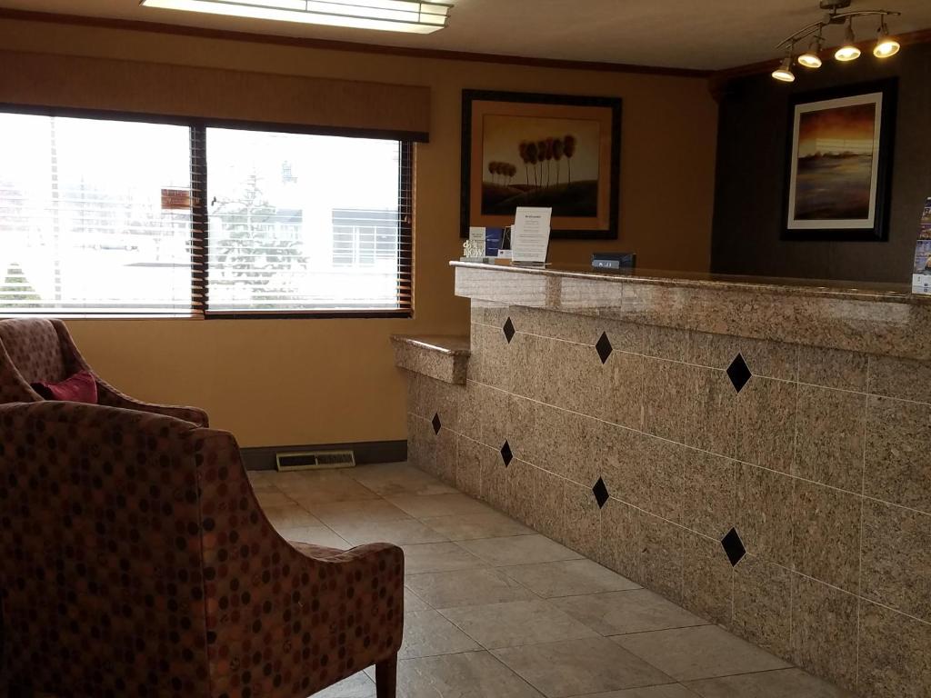 Best Western Martinsville Inn photo