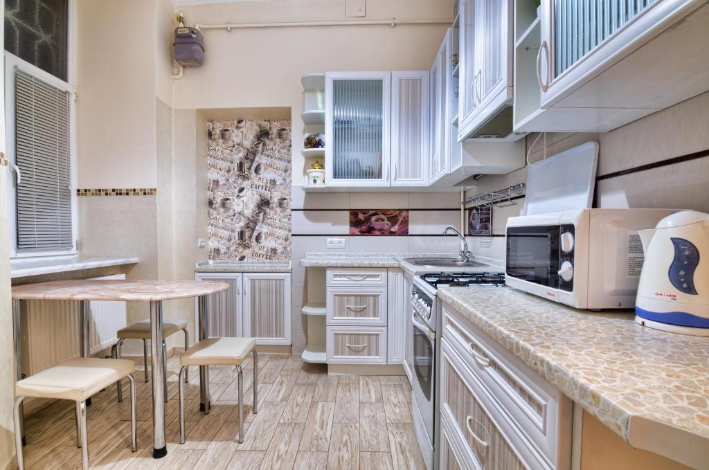 Modern and Classic apart. Central location 전경