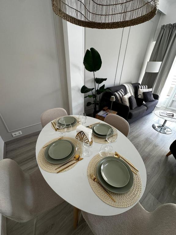Riviera Living - Stylish 1BR Apartment - 4min walking from Monaco - 5