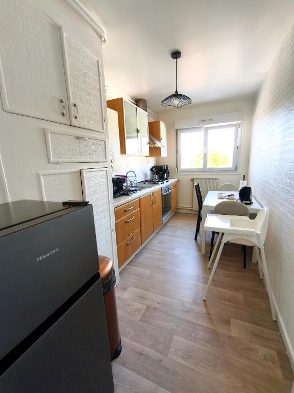Appartement Verzy - 3 chambres - Résidence calme - Tout équipé - Proche centre de Reims, 7min en voiture - 2