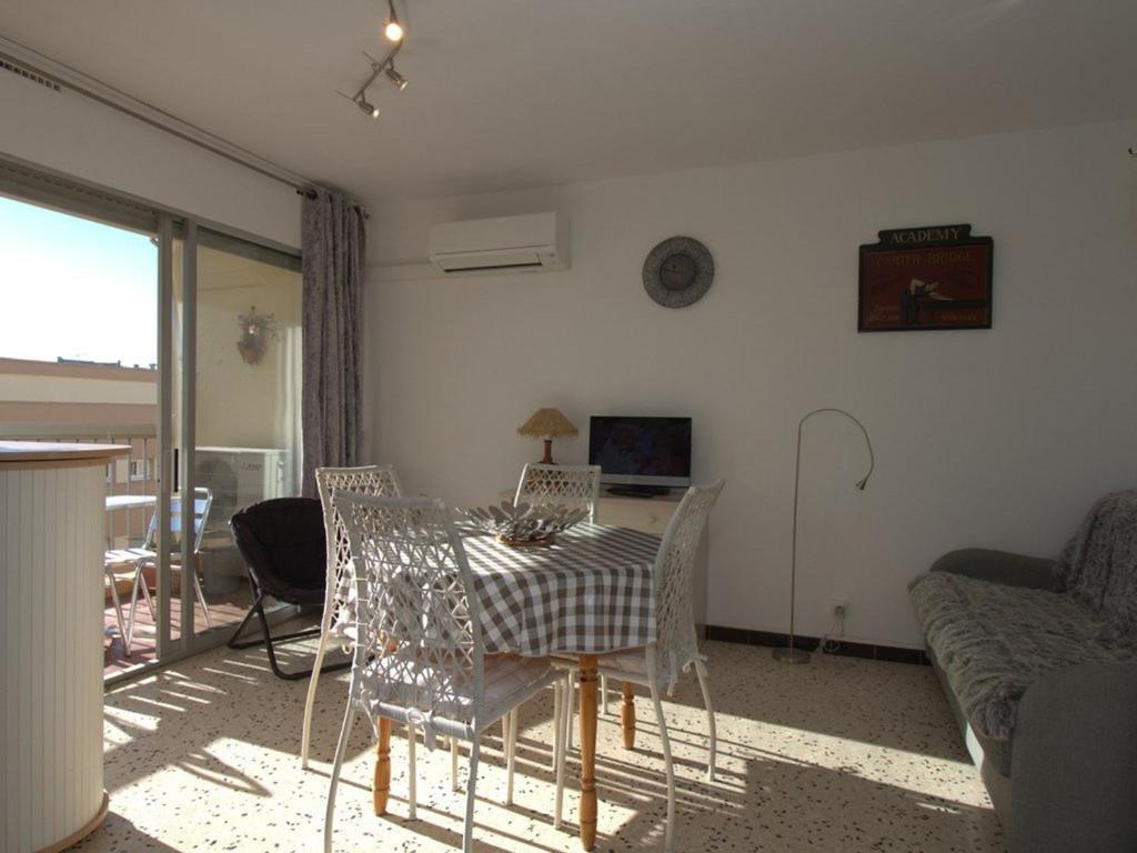 Appartement avec parking - superbe vue étang - FR-1-553-339 - 1