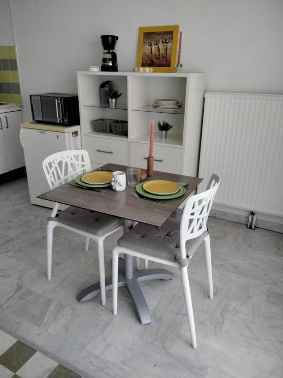 VITTORIA IMMOBILIER CENTRE VILLE REGLEMENT SUR PLACE Studio - 3