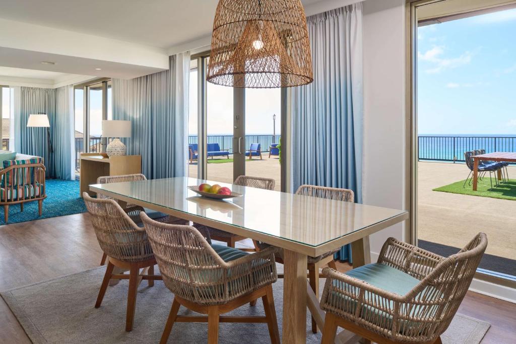 アウトリガー リーフ ワイキキ ビーチ リゾート (OUTRIGGER Reef Waikiki Beach Resort)