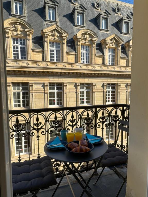 Cosy Studio with balcony Paris Center - Sorbonne - Pantheon - Notre-Dame - 2
