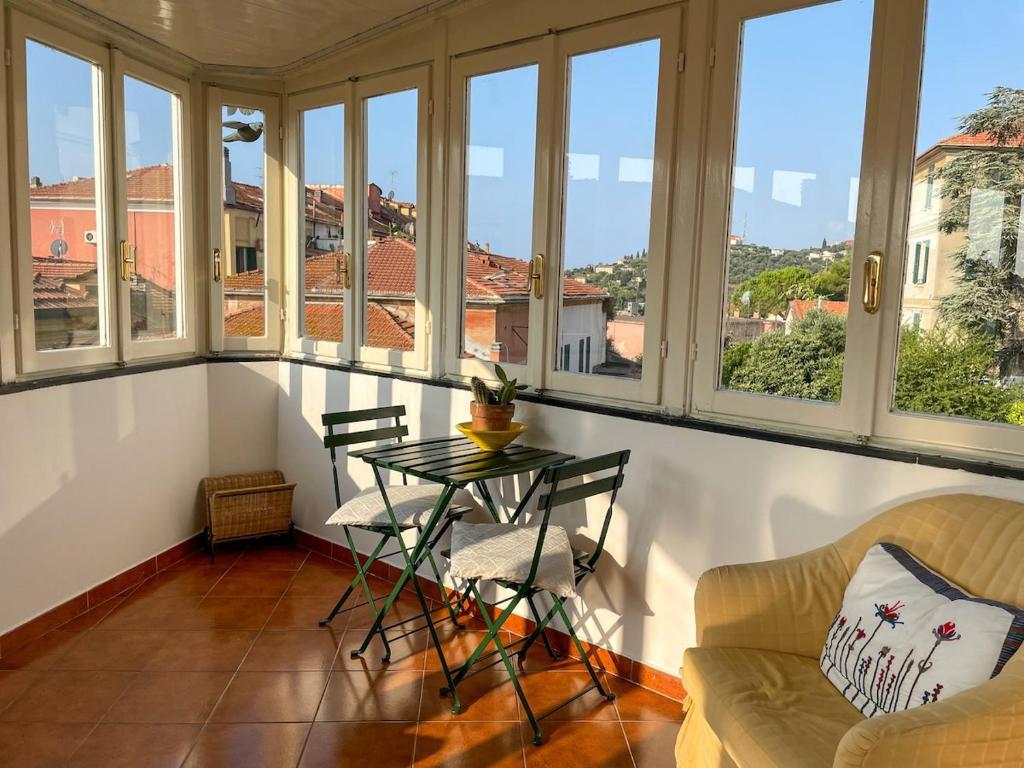 Lovely 3-bedroom apartment in Imperia - 3
