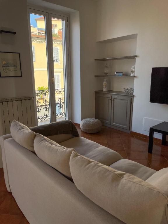 Lovely 3-bedroom apartment in Imperia - 5