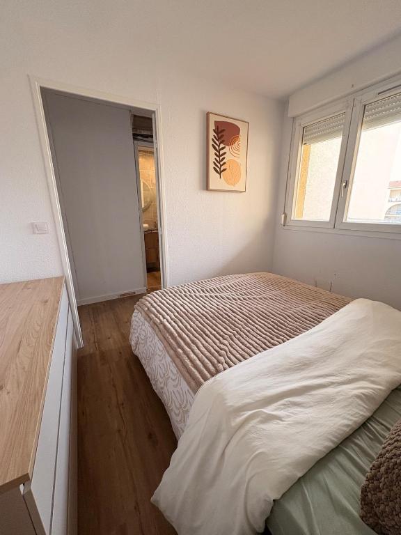Appartement Canet en Roussillon, piscine, terrain tennis, balcon, plancha, 4 couchage - 2