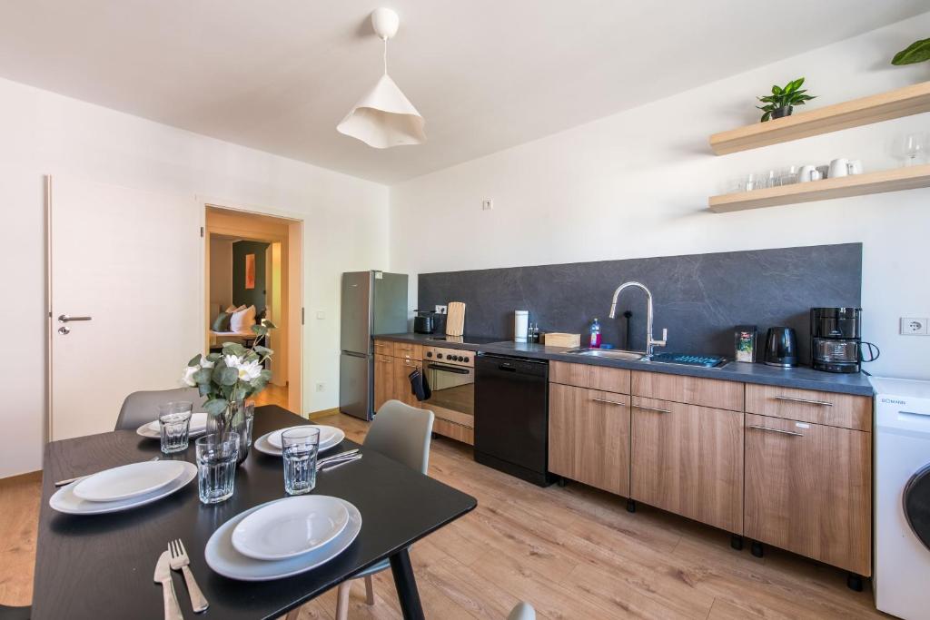 Stilvolle Wohnung mit Balkon- Wenige Gehminuten von der Altstadt - 4