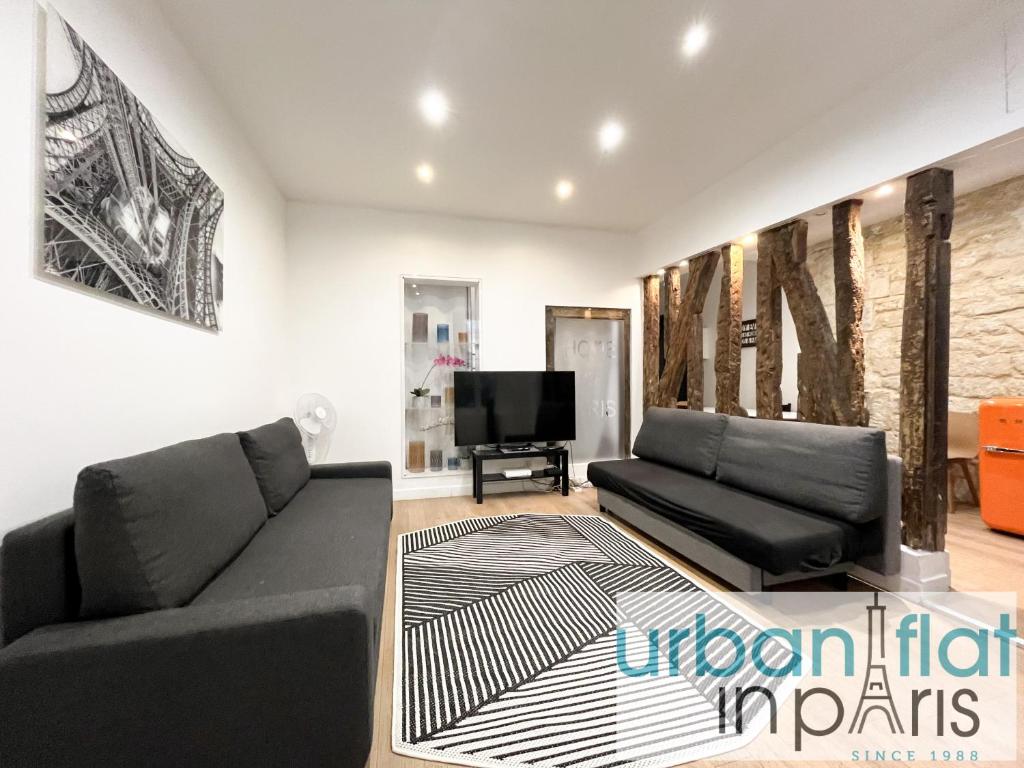 UrbanFlat 52 - Paris Center Fresh Apartment - 1