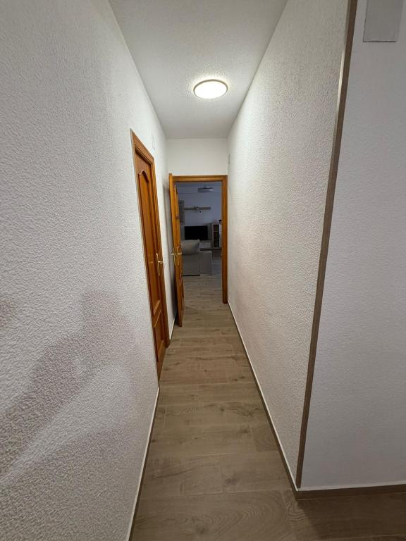 Rubina Beach Apartment Torrevieja - 4