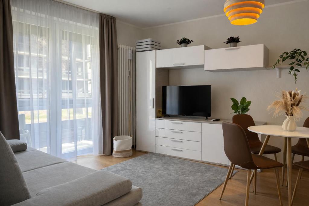 NIVO Apartment surrounded by gardens and on the ski slope - 2