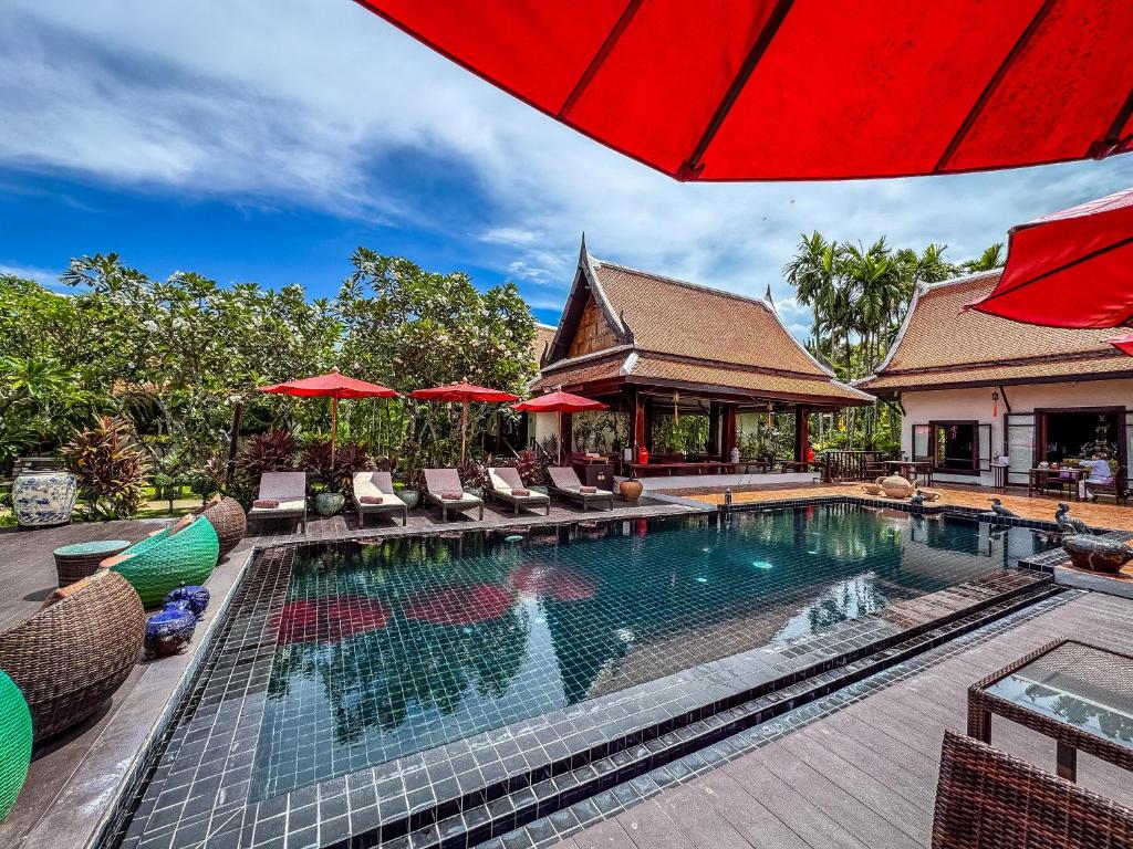 Great swimming pool