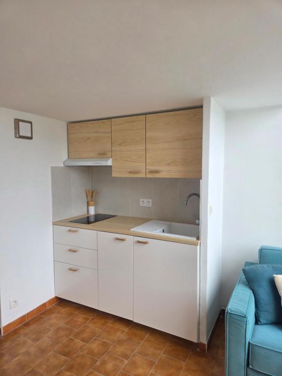 Vue mer T2 duplex plage à 50 m Climatisation 4 personnes et 1 bébé - 5