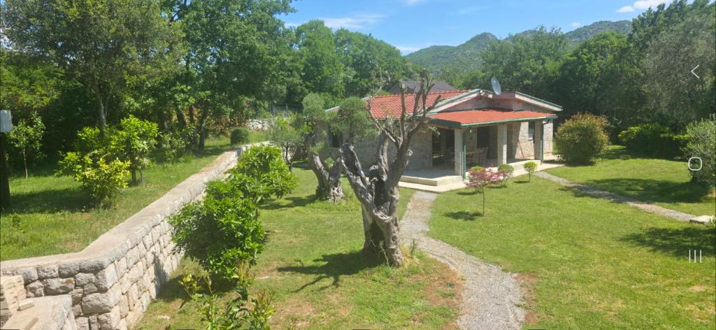 Rustic Cottage Montenegro Bridje - 2