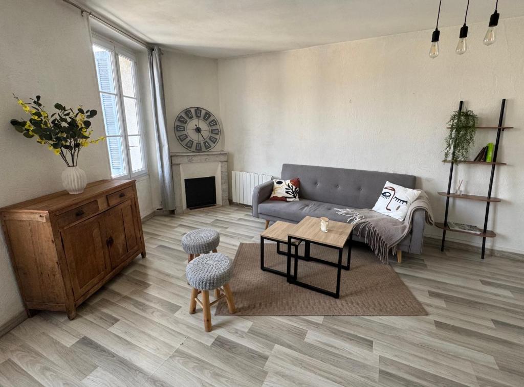 Appartement lumineux au cœur du village - 1