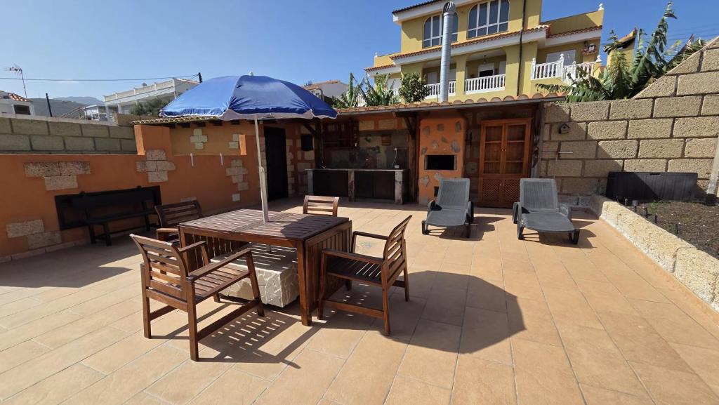 Villa La Paz - Terrace BBQ - 1