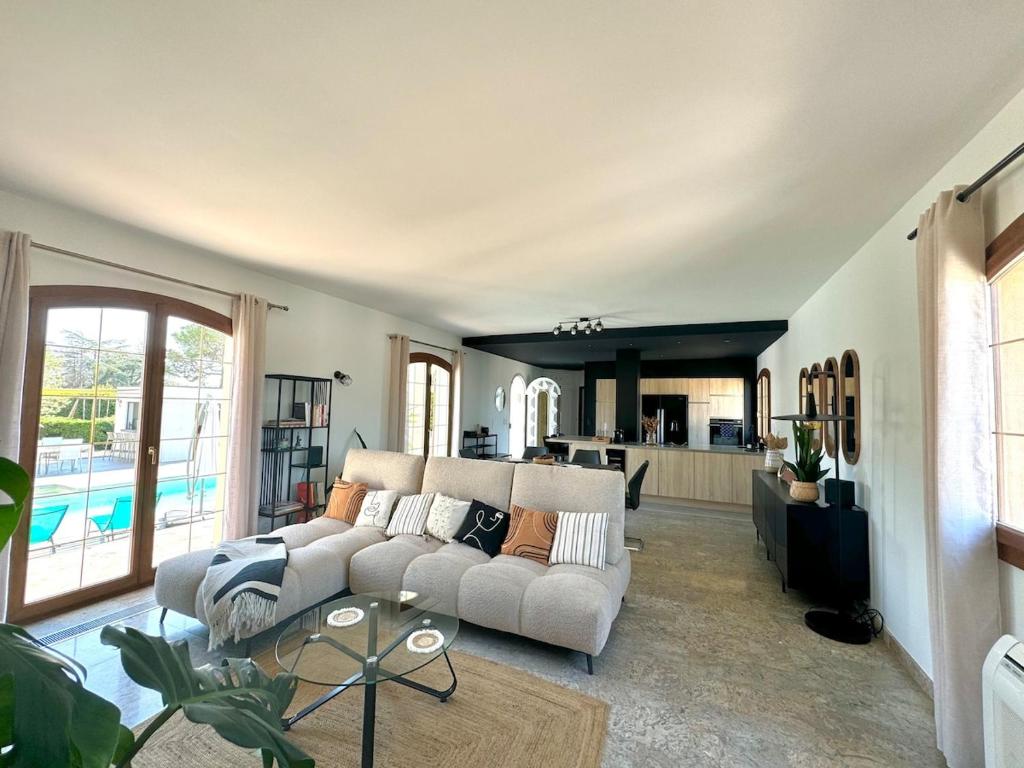 Villa au calme avec piscine dans le sud - 5