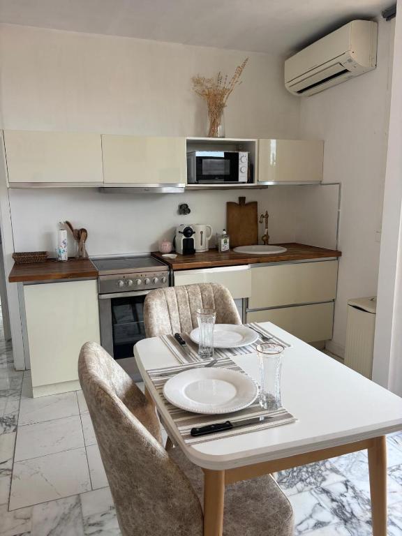 Appartement cozy à 2 pas de la plage, grande terrasse et parking - 4