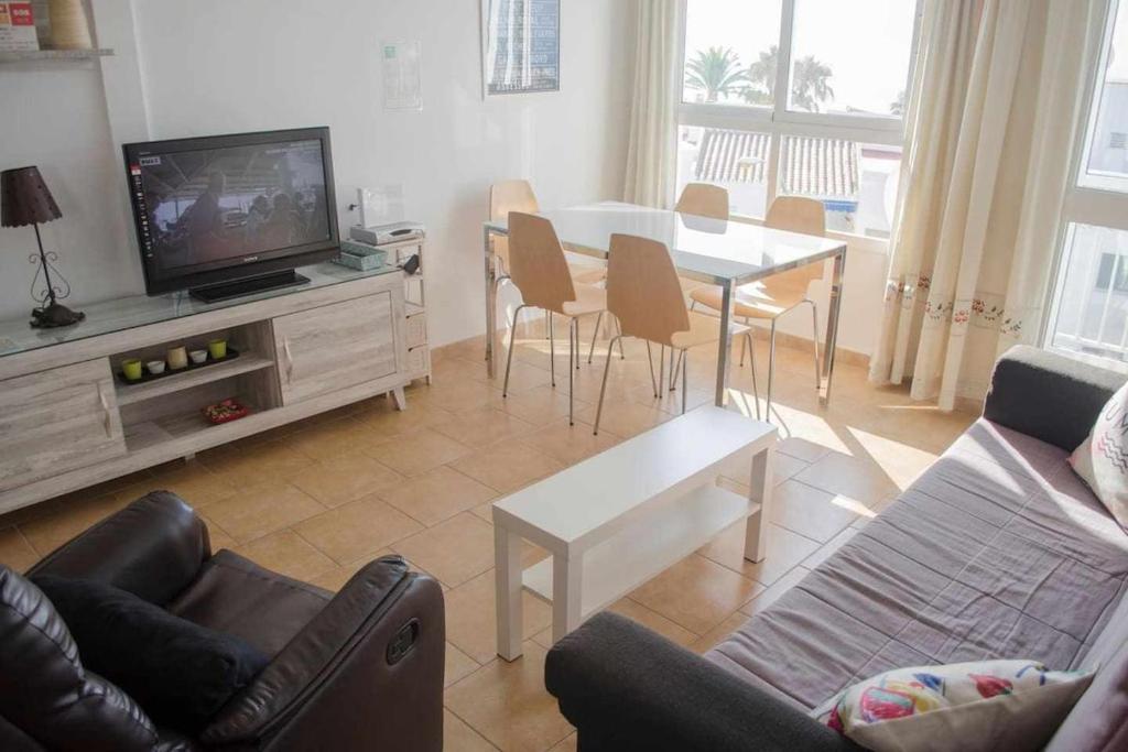 Levante Apartment - Sunrise - 2