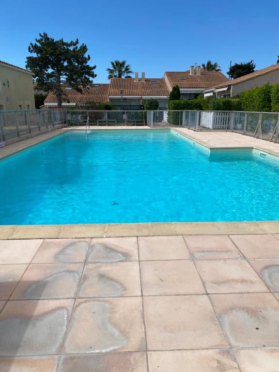 Villa club 4 a 5 personnes - 4