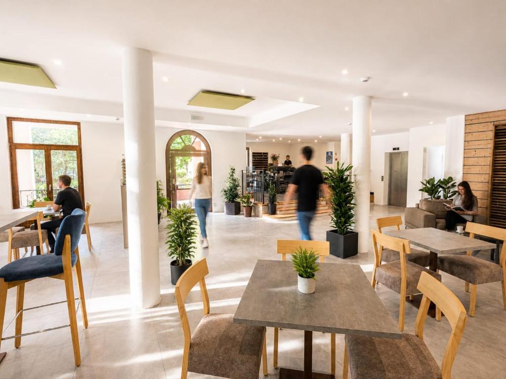 Hotel Vela - 5